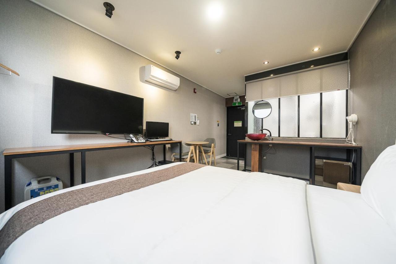 Malu Hotel Suwon Ngoại thất bức ảnh