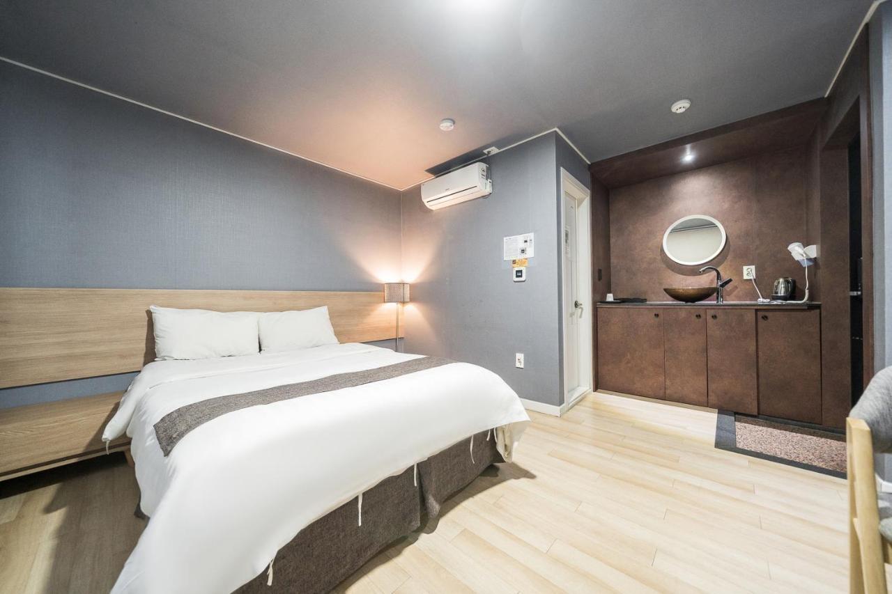 Malu Hotel Suwon Ngoại thất bức ảnh