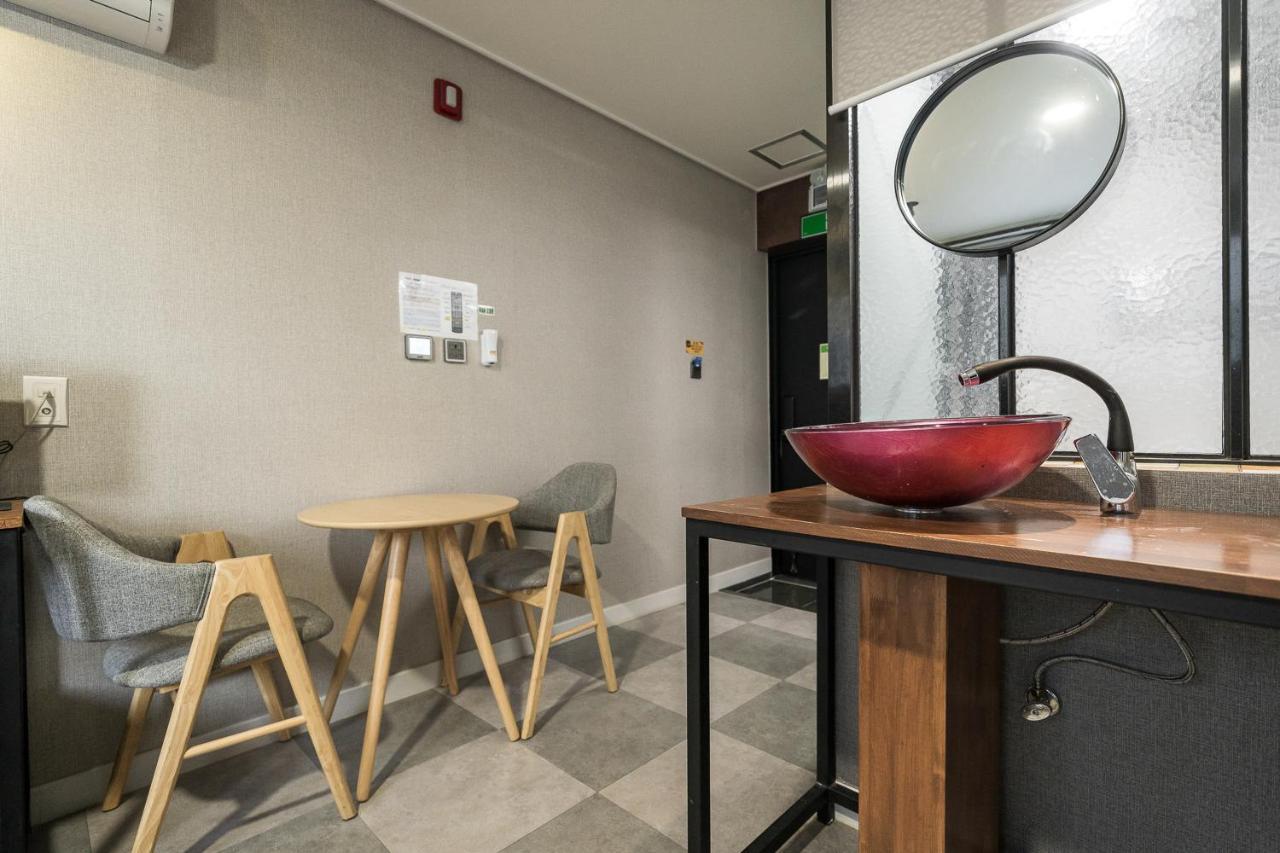 Malu Hotel Suwon Ngoại thất bức ảnh